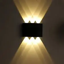 4-Light Quad Cob Wall Mounted Flood Light – Ip65, 5W Per Module, 3000K, Wide Beam 1
